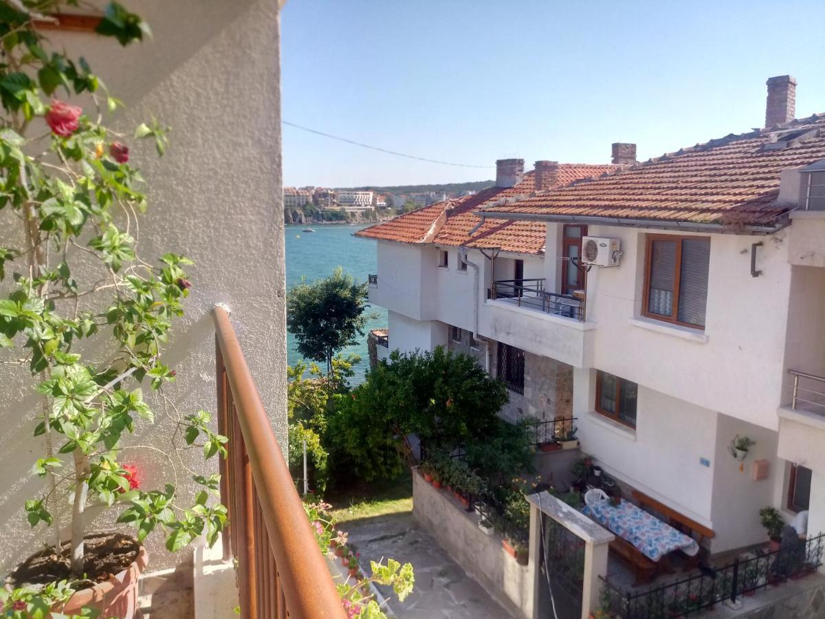 Farlalievi Guest House Sozopol Bagian luar foto